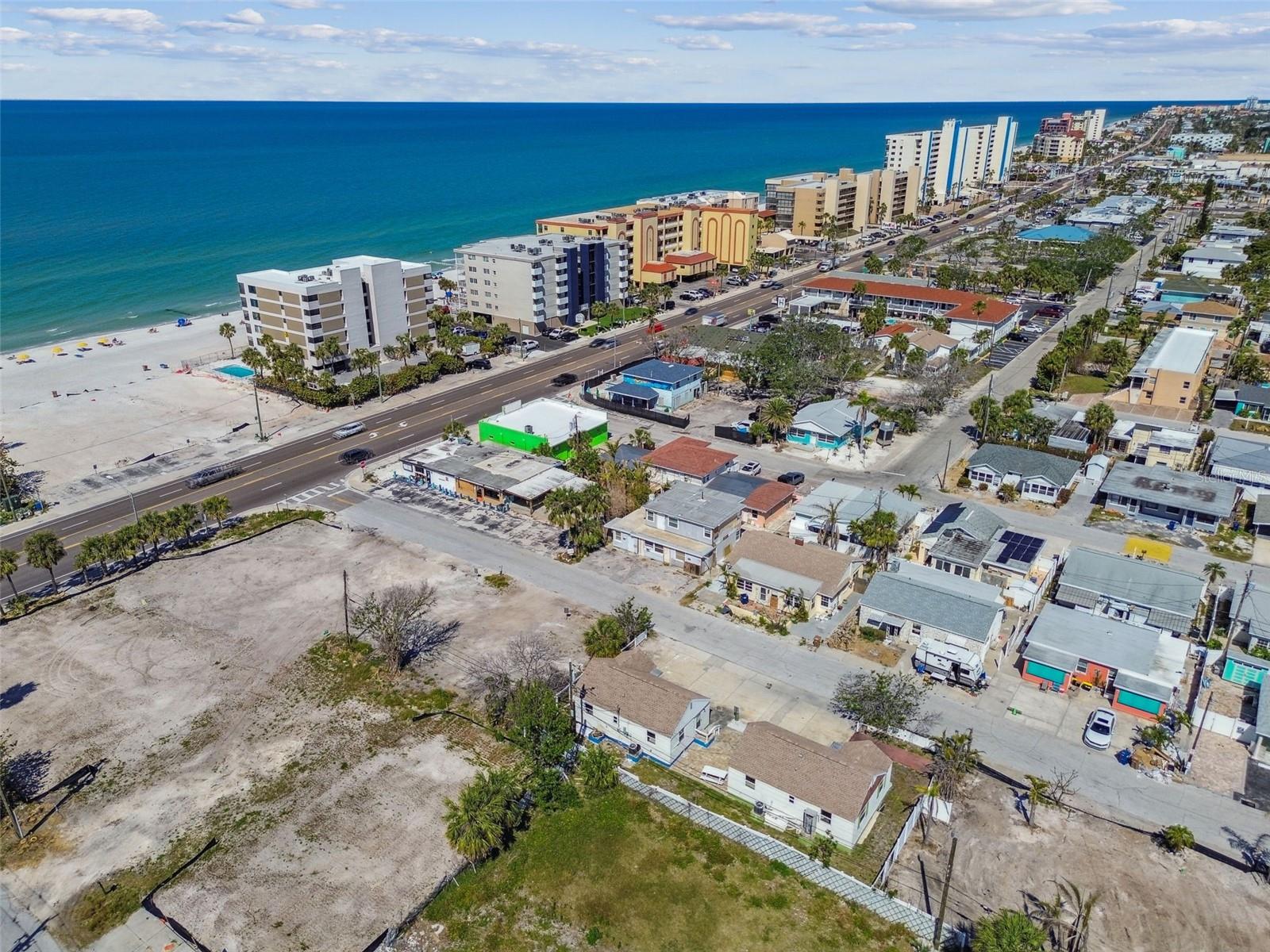 SUNNY SHORES - Residential
