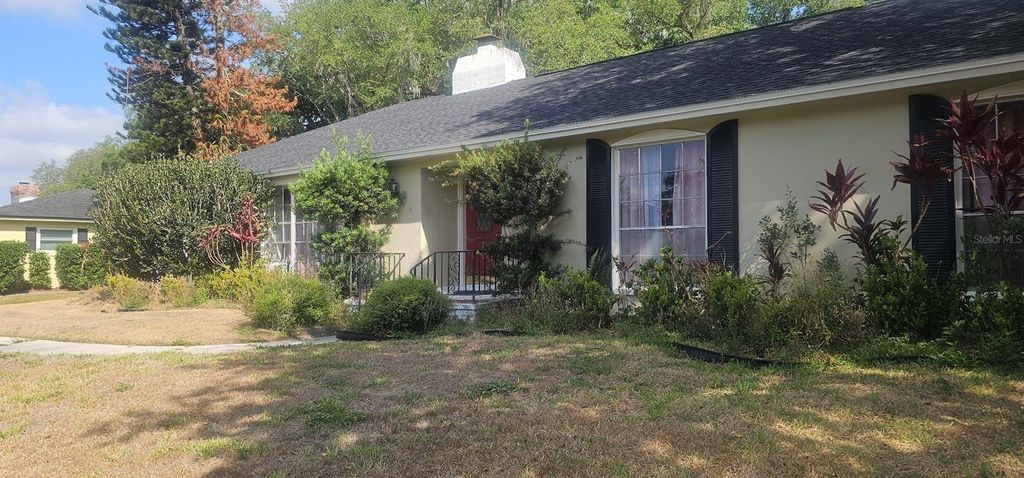 Photo of 1210 Howell Creek Drive, Winter Springs, FL 32708 (MLS # O6372968)