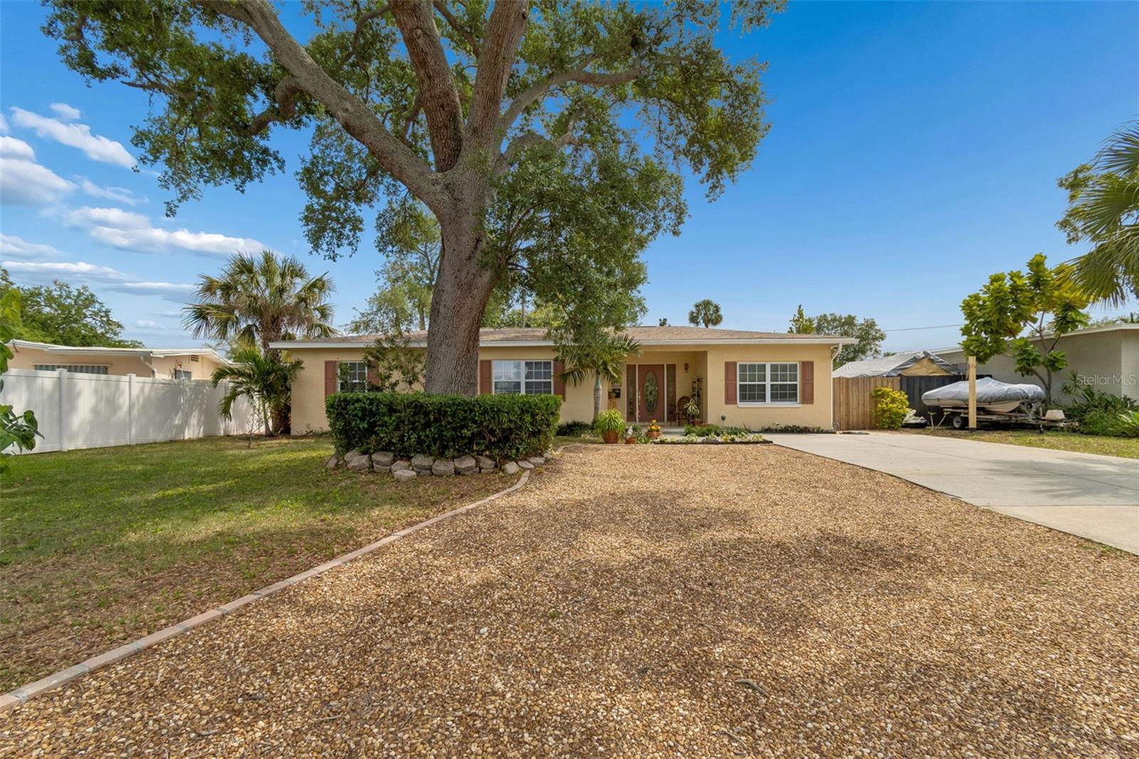 JUNGLE COUNTRY CLUB 3RD ADD - Residential