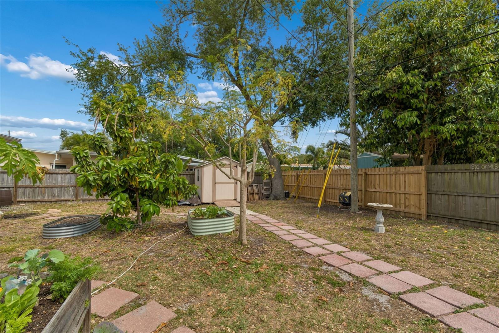 JUNGLE COUNTRY CLUB 3RD ADD - Residential