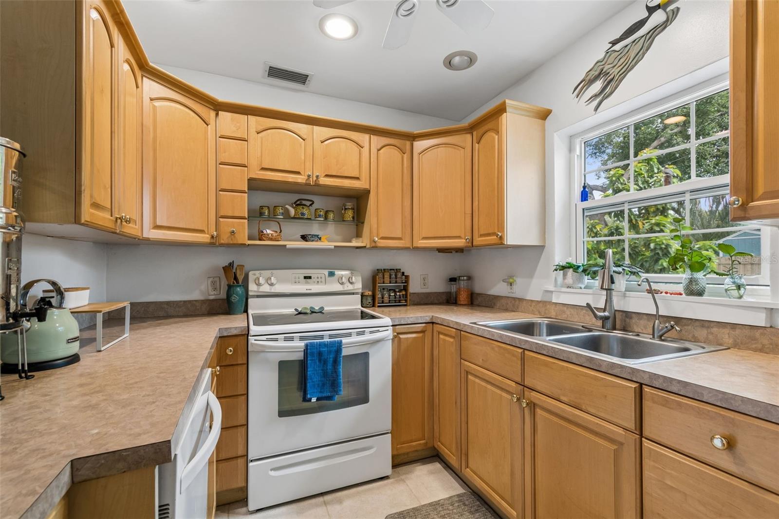 JUNGLE COUNTRY CLUB 3RD ADD - Residential