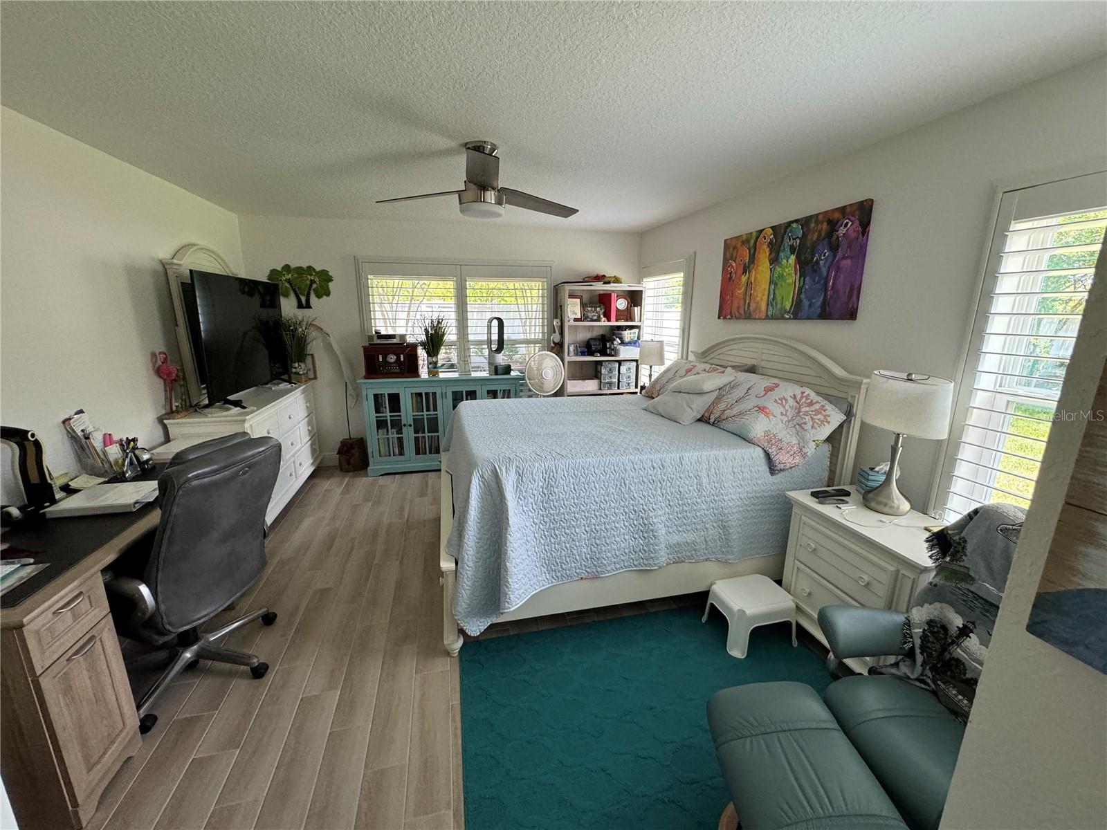 ENCLAVE/LAKESIDE LNDG - Residential