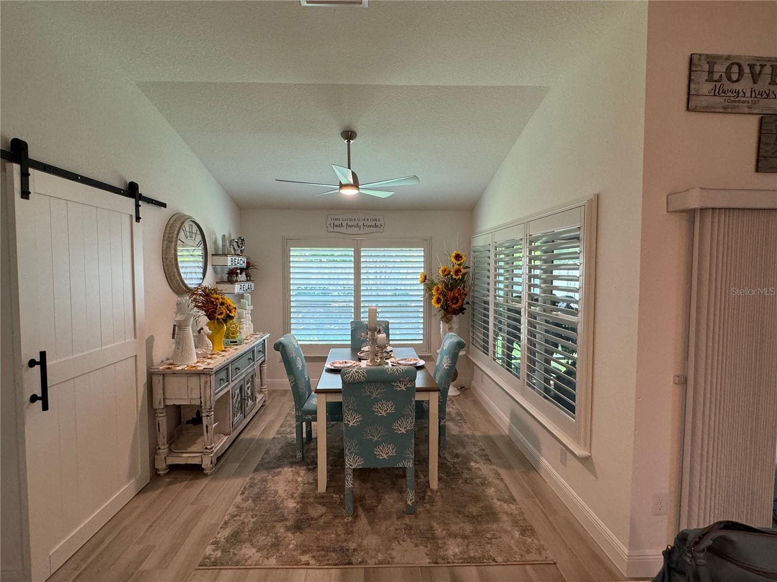 ENCLAVE/LAKESIDE LNDG - Residential