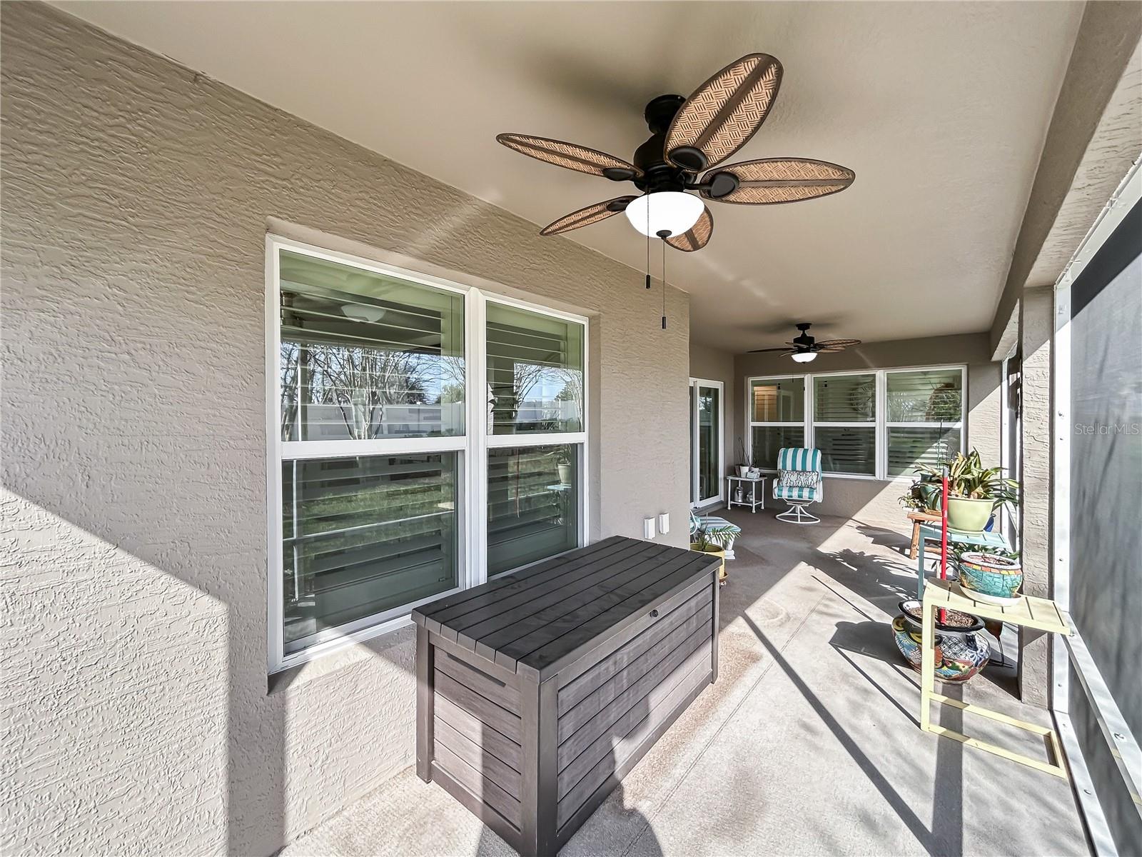 ENCLAVE/LAKESIDE LNDG - Residential