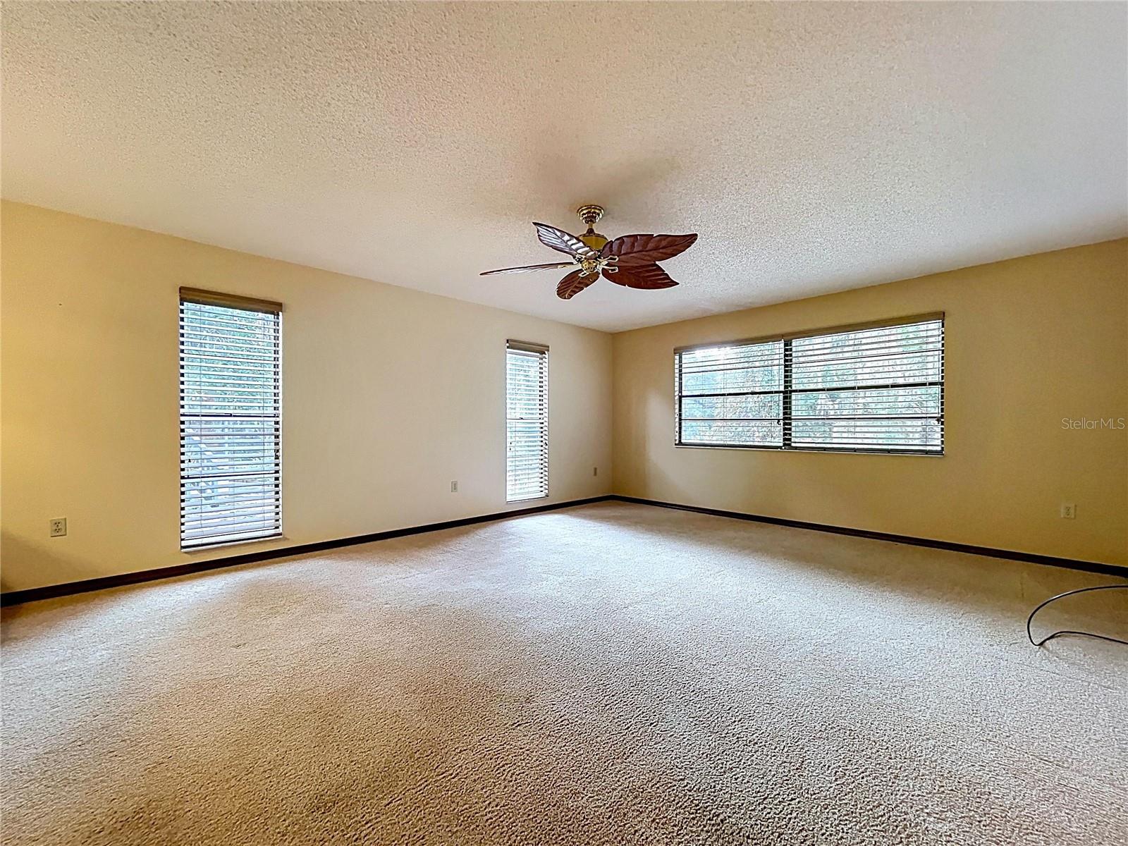 BLUFFS CHRISTINA 01 - Residential