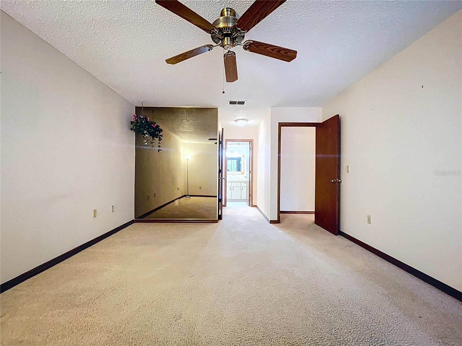 BLUFFS CHRISTINA 01 - Residential