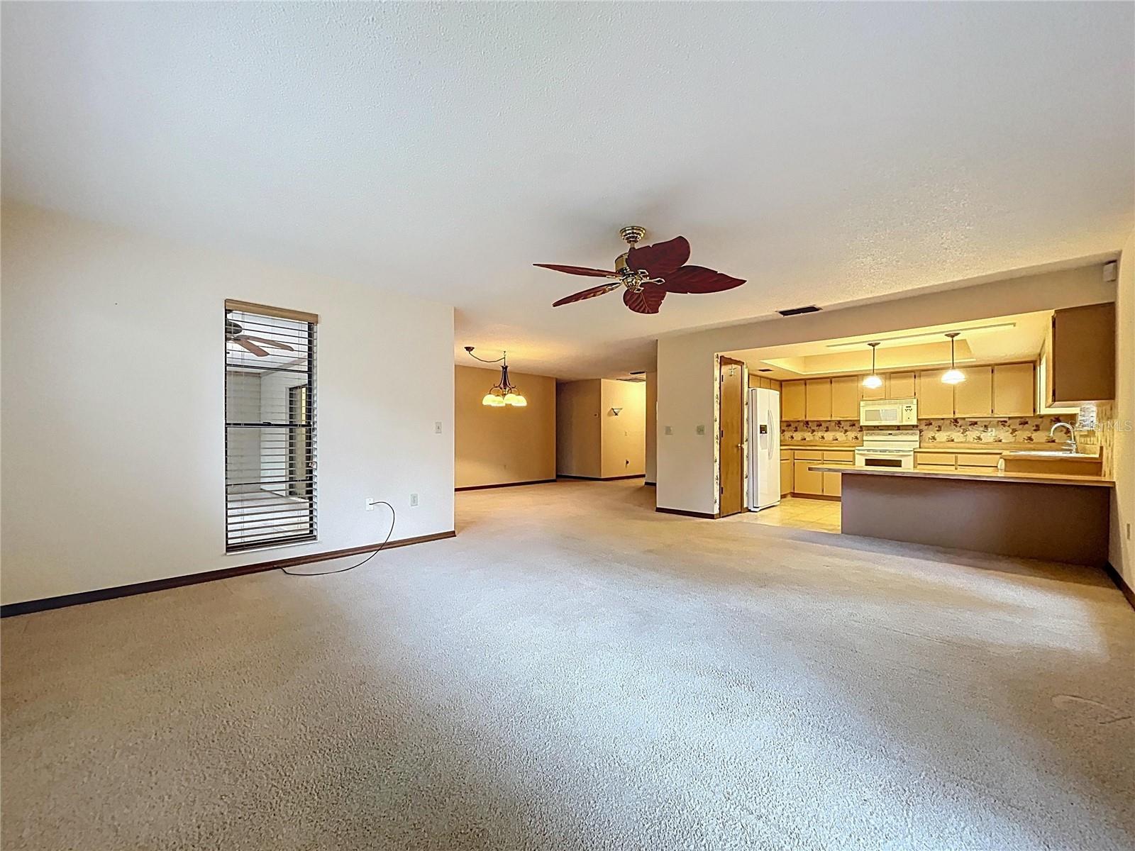 BLUFFS CHRISTINA 01 - Residential