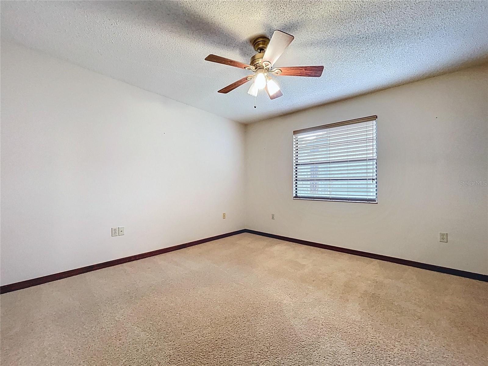 BLUFFS CHRISTINA 01 - Residential