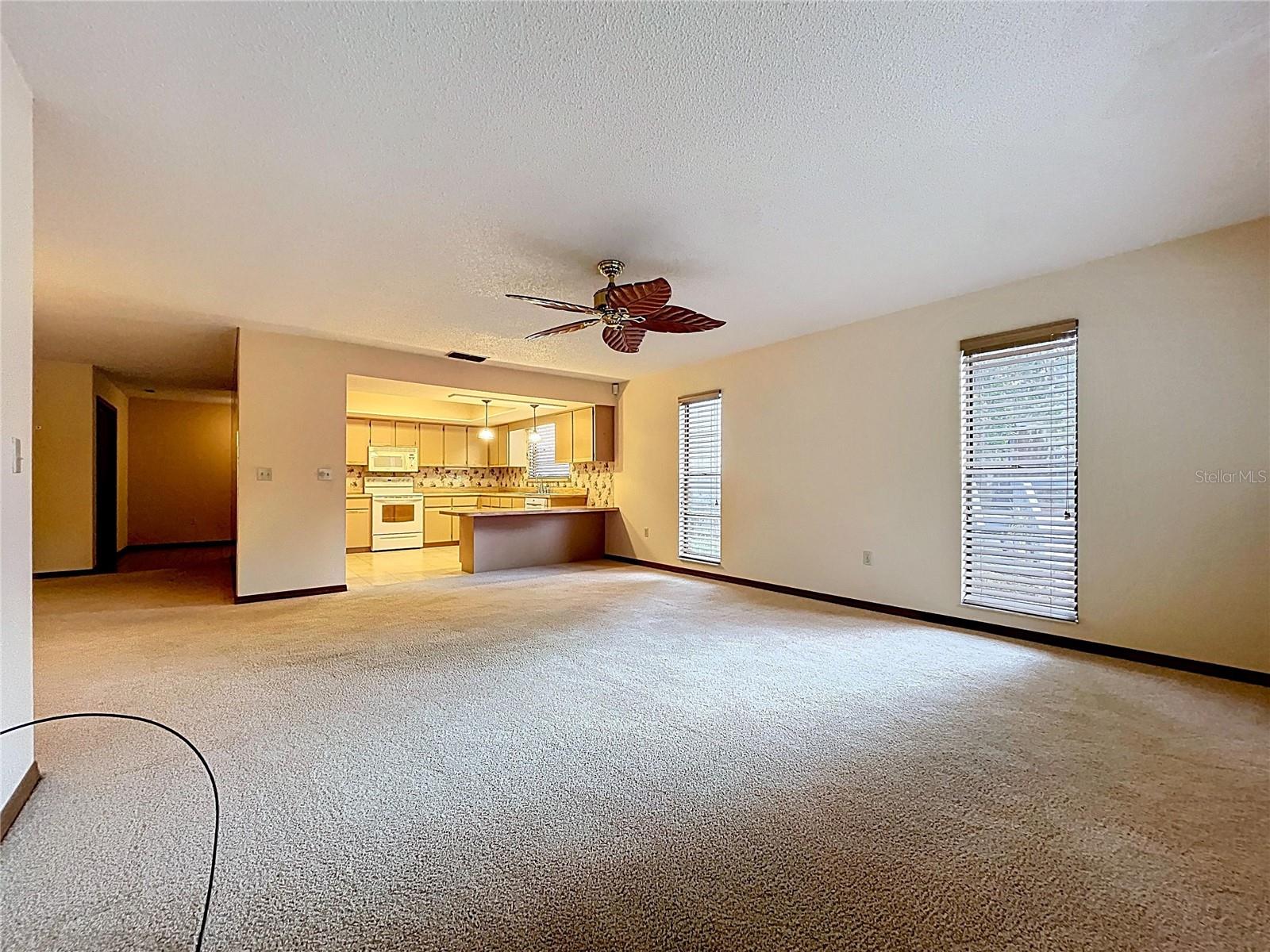 BLUFFS CHRISTINA 01 - Residential