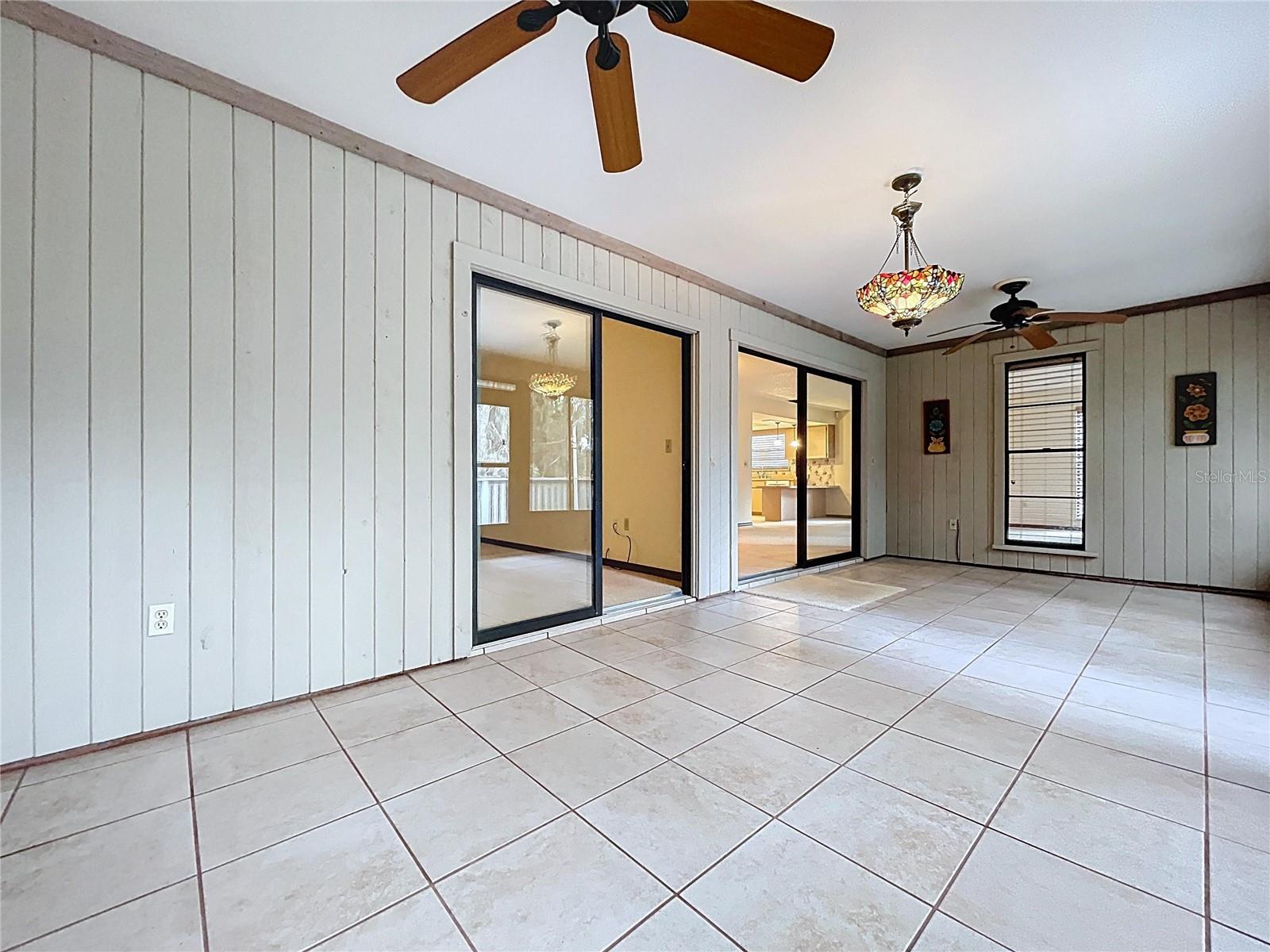 BLUFFS CHRISTINA 01 - Residential