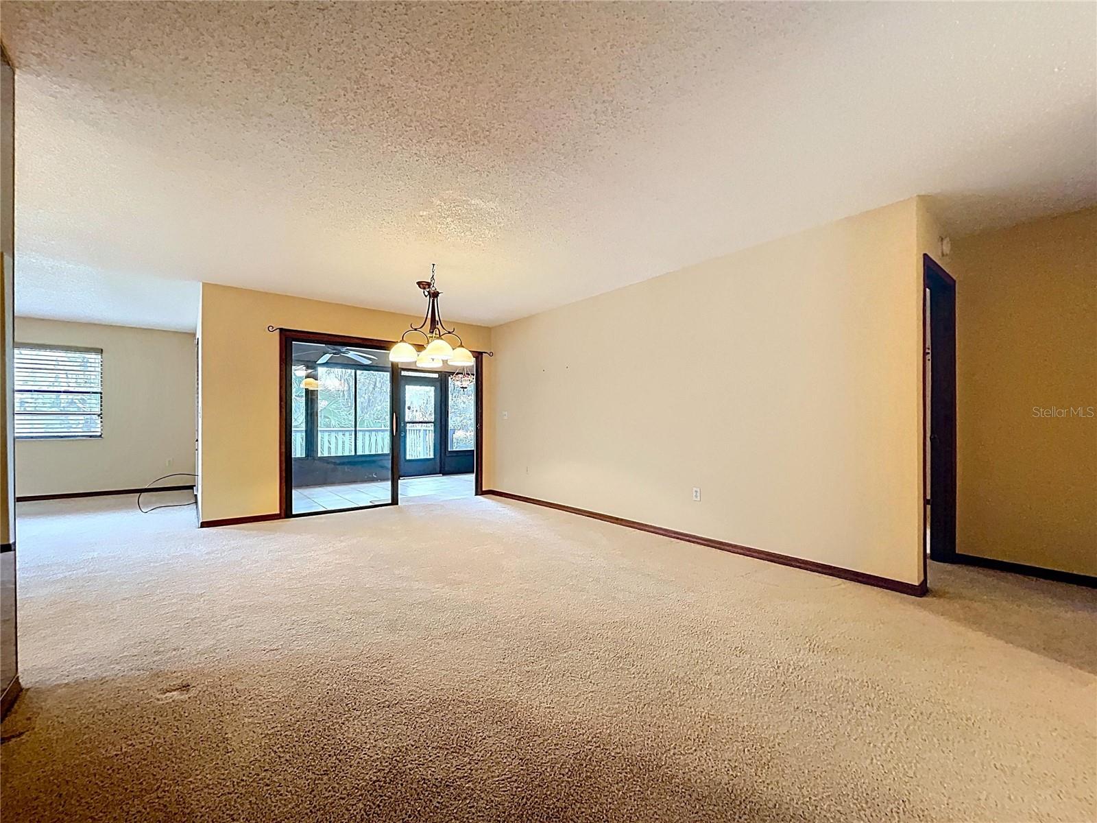 BLUFFS CHRISTINA 01 - Residential