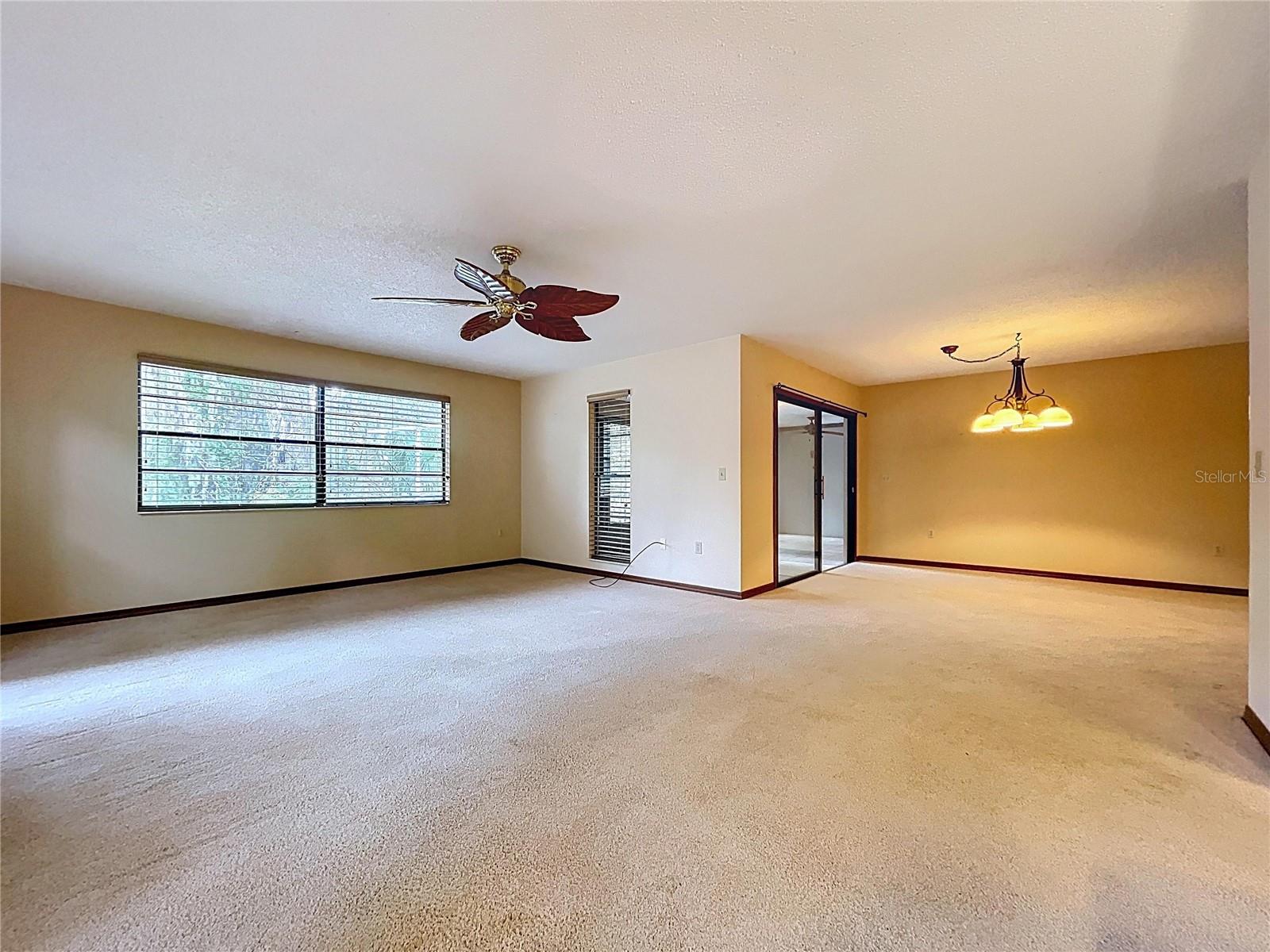 BLUFFS CHRISTINA 01 - Residential