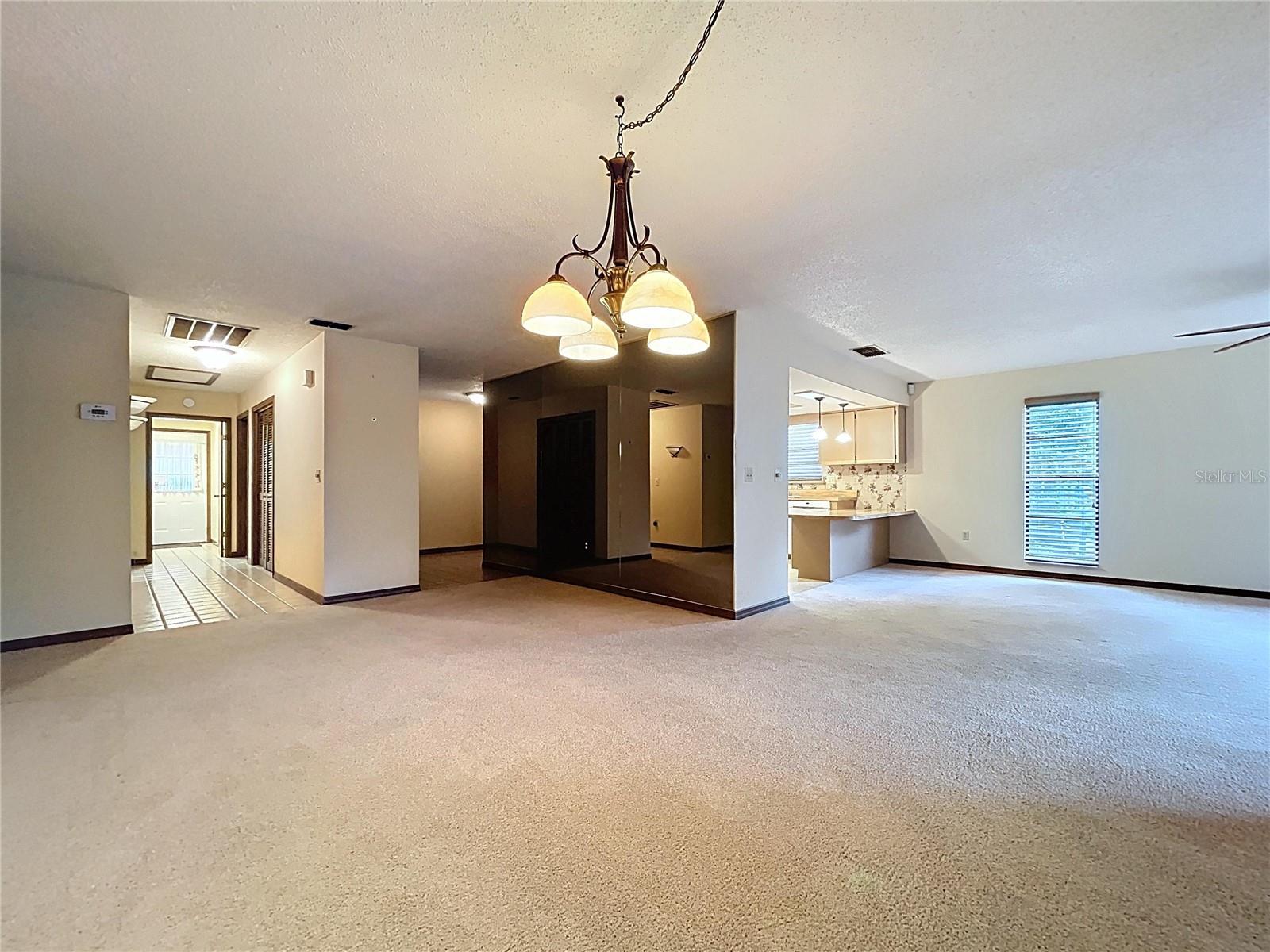 BLUFFS CHRISTINA 01 - Residential