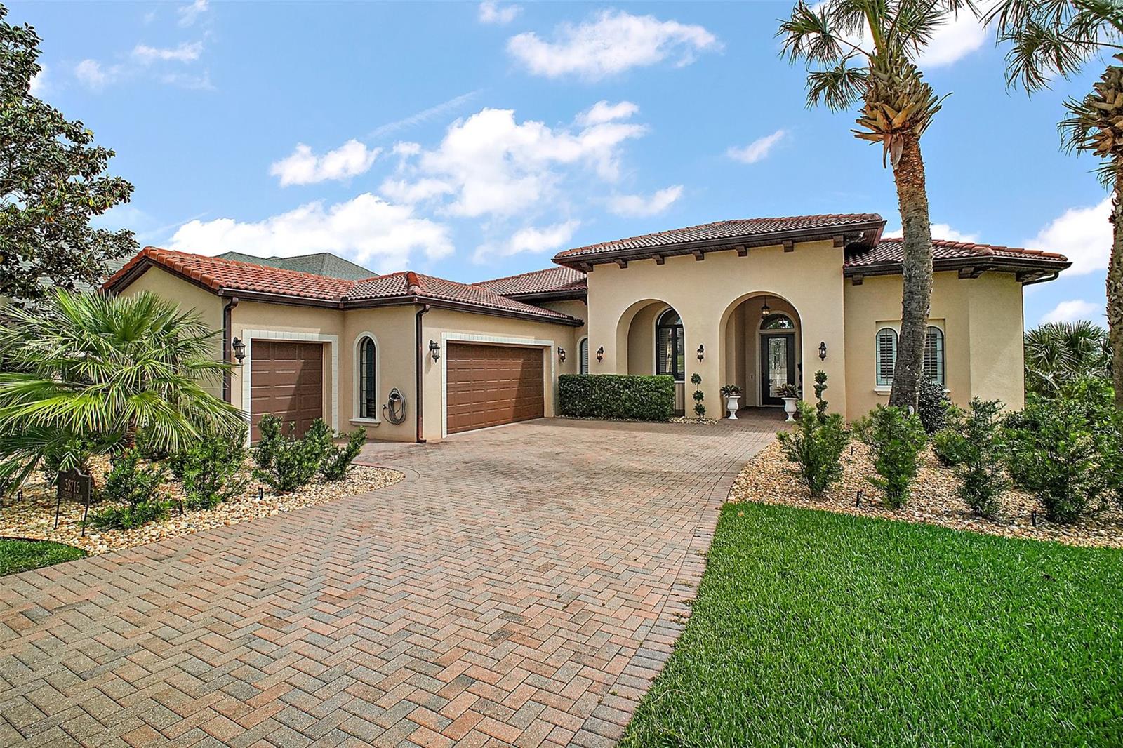 38716 OAK PLACE COURT