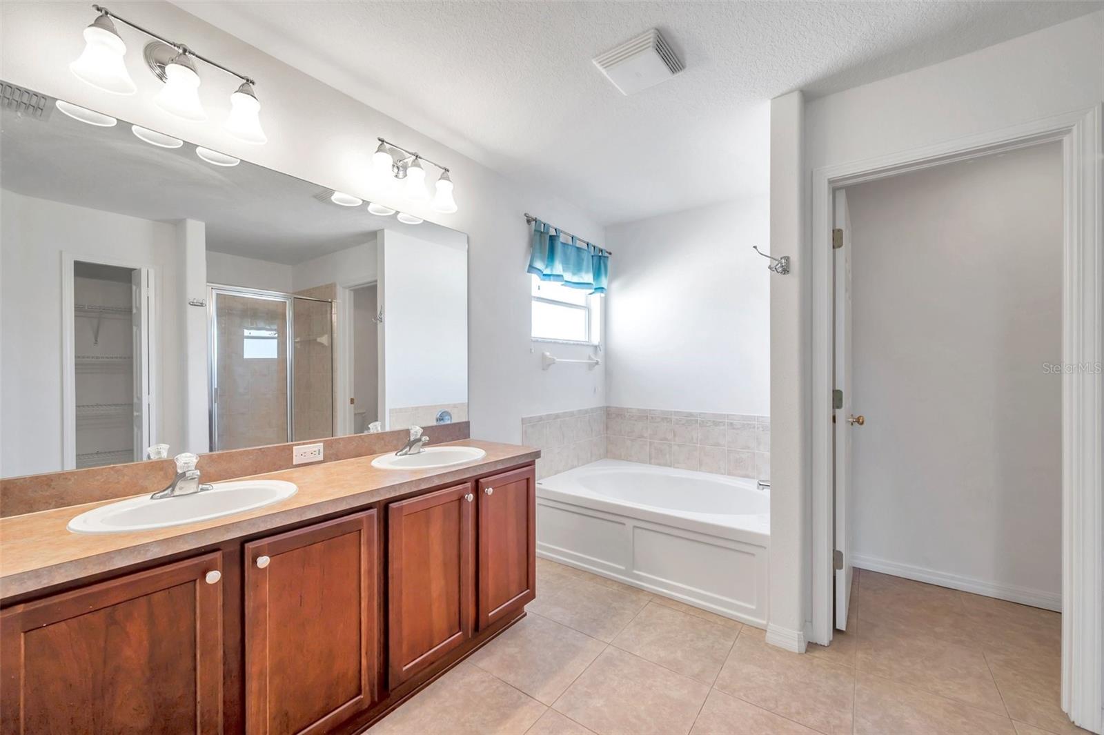 STERLING HILL PH 2B - Residential