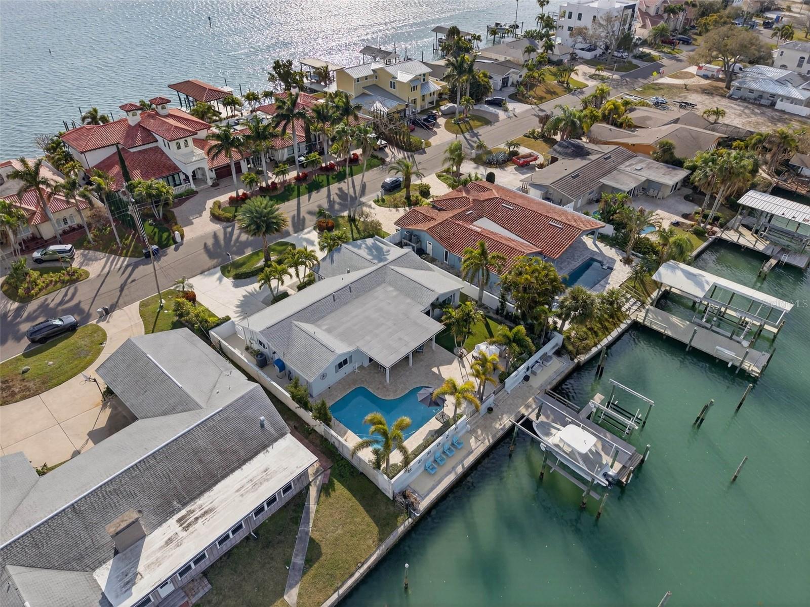 ISLAND ESTATES OF CLEARWATER - Residential