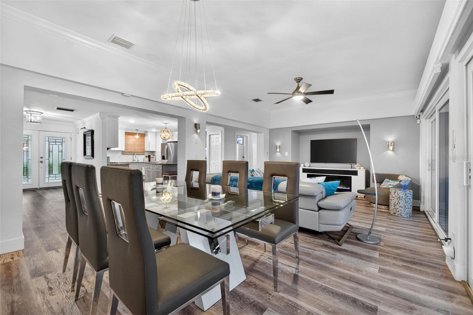 ISLAND ESTATES OF CLEARWATER - Residential