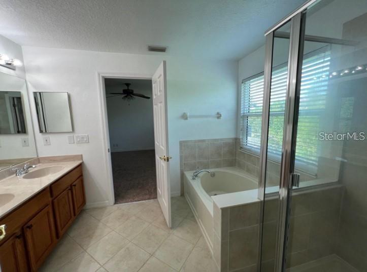 VENETIAN BAY - Residential Lease