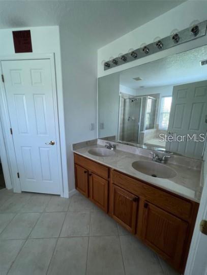 VENETIAN BAY - Residential Lease