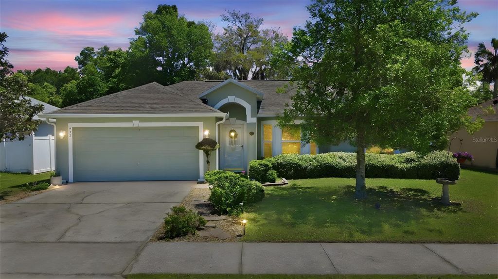 Photo of 923 Cascades Park Trail, Deland, FL 32720 (MLS # V4948491)