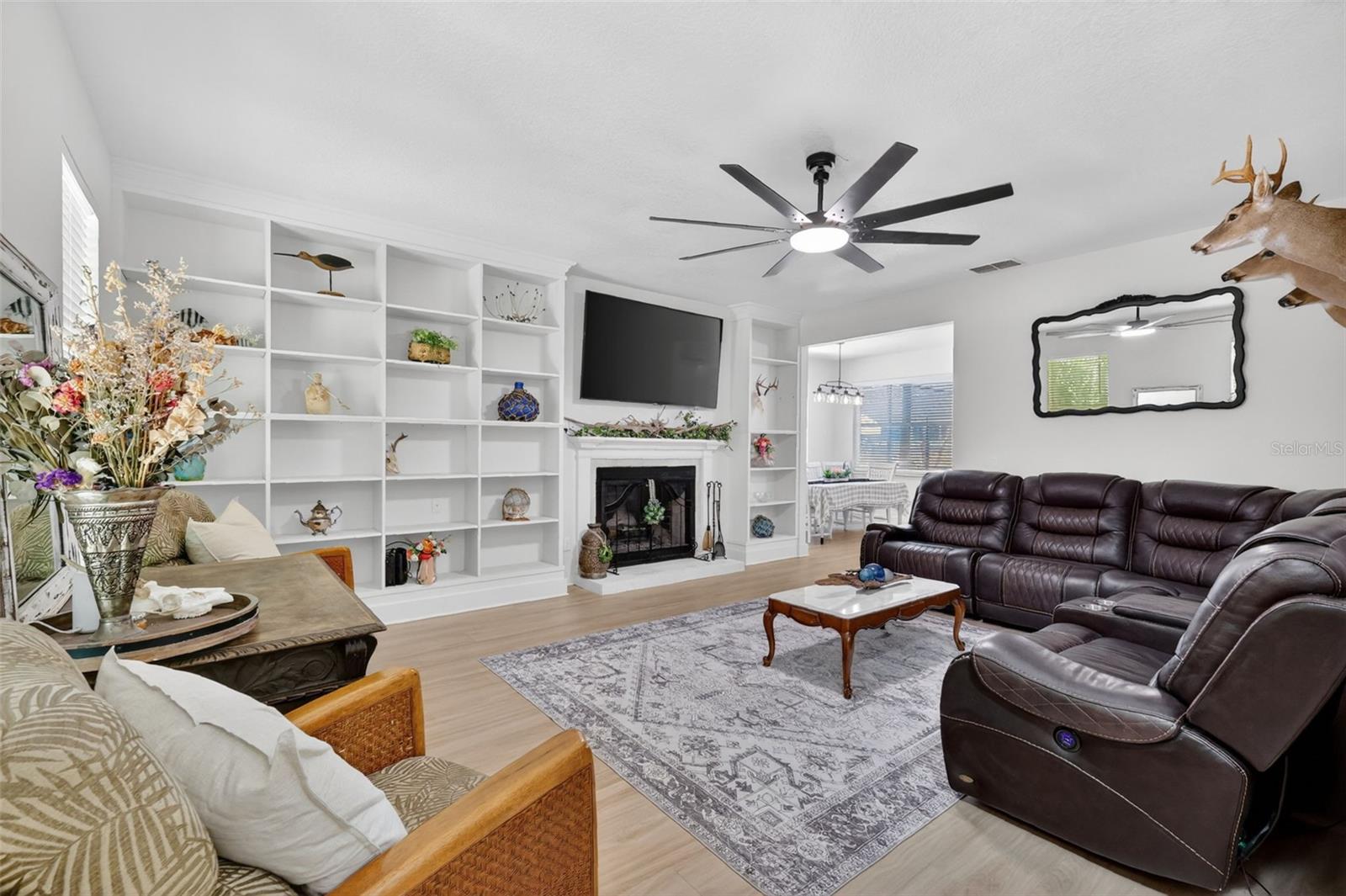 OAKLAND TOWN - Residential