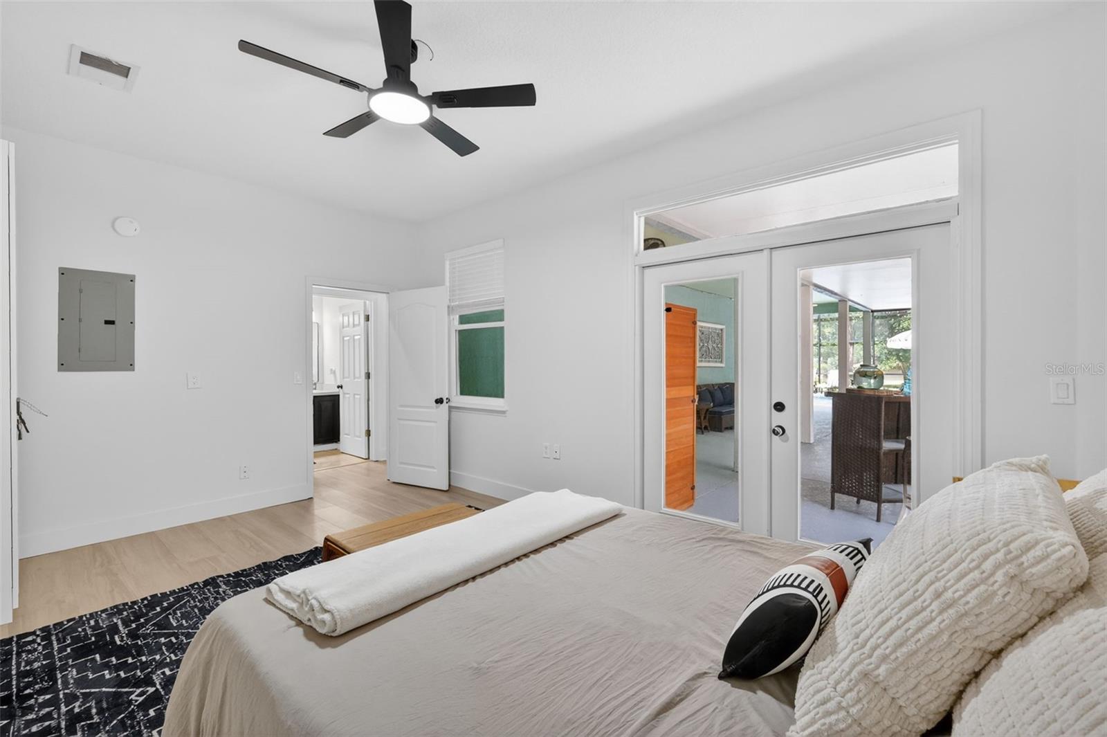 OAKLAND TOWN - Residential