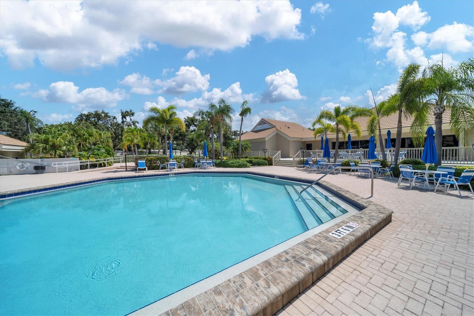 INLETS CARRIAGE HOMES - Residential