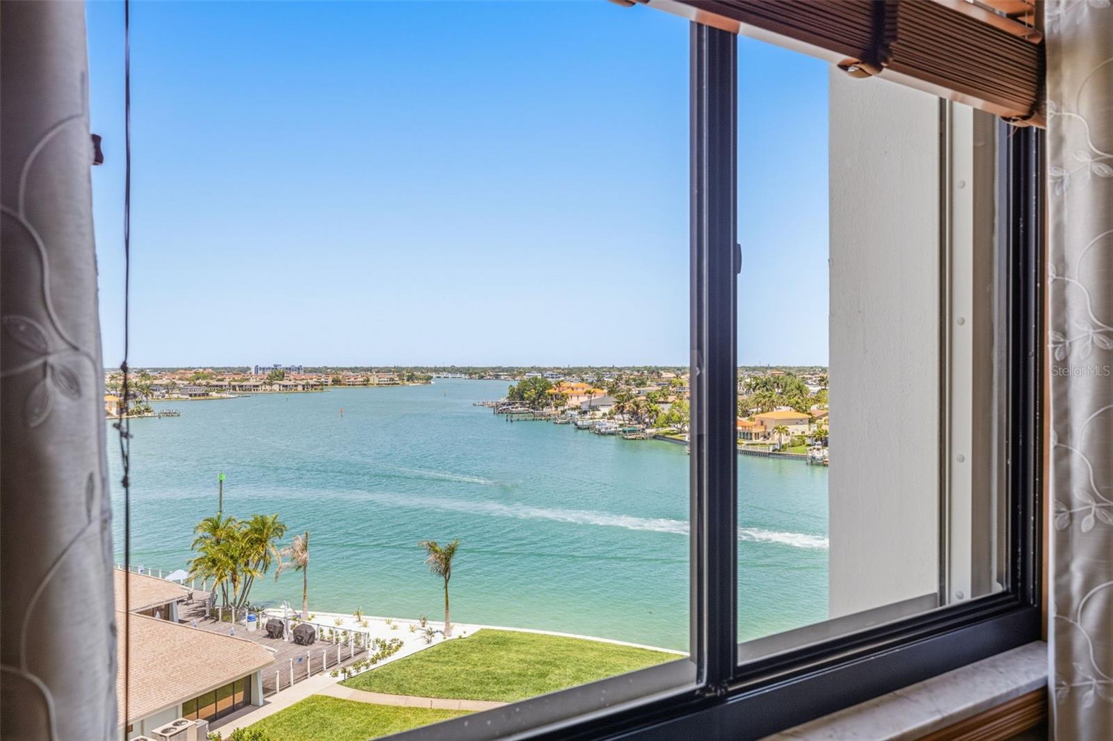 CONSTELLATION THE CONDO - Residential