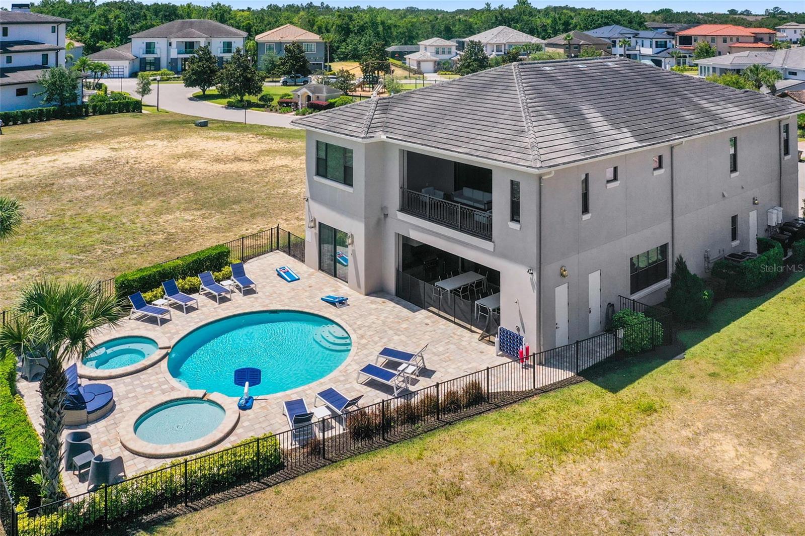 REUNION WEST VILLAGE 03B - Residential