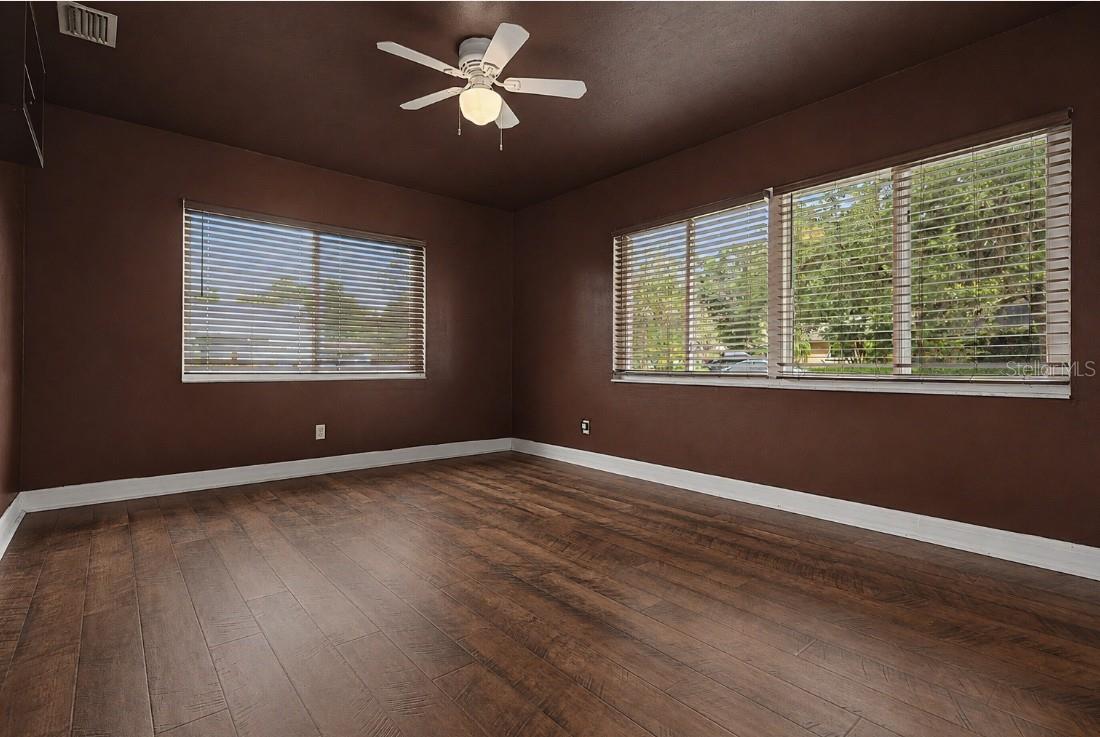 KEENE LAKE MANORS - Residential