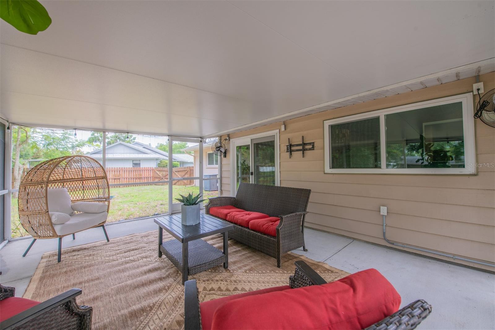 KEENE LAKE MANORS - Residential