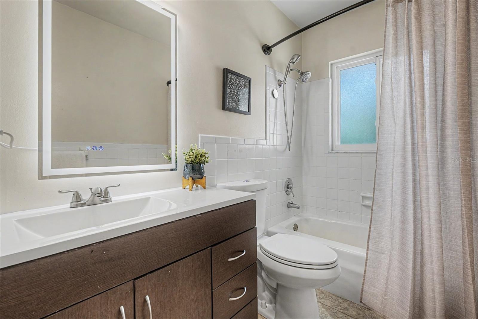 KEENE LAKE MANORS - Residential