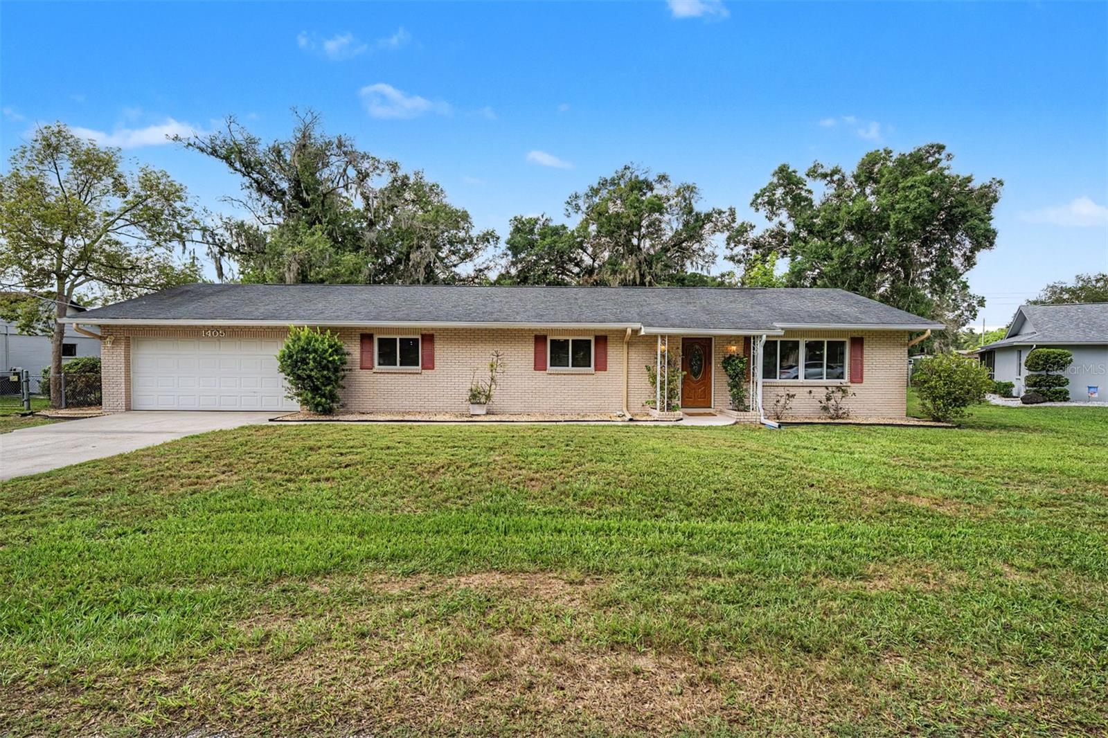 KEENE LAKE MANORS - Residential