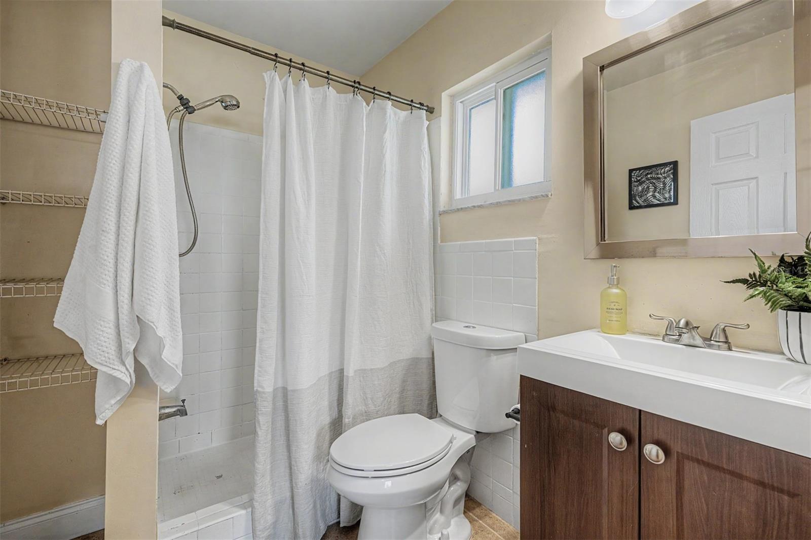 KEENE LAKE MANORS - Residential