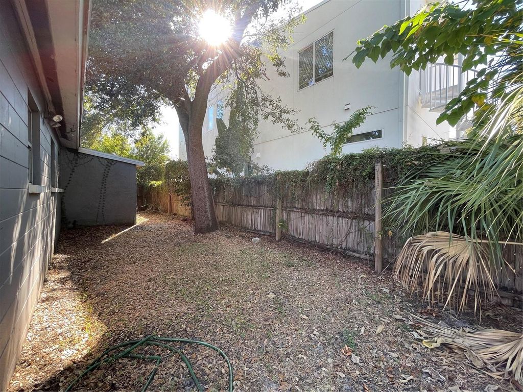 Photo of 1311 W Lemon Street, Tampa, FL 33606 (MLS # TB8478026)