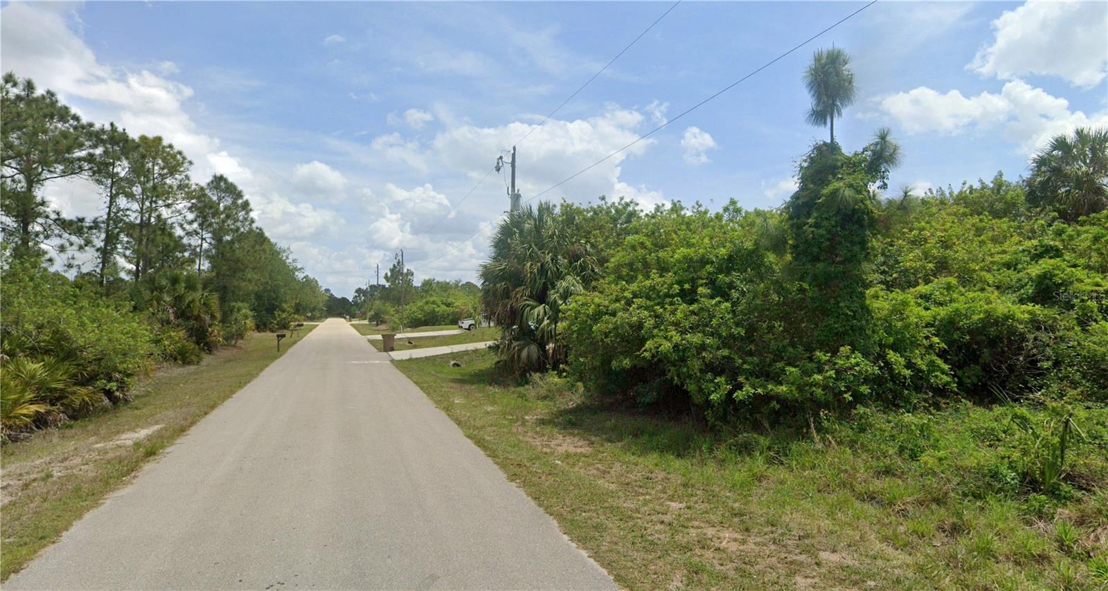 .25 Acre Lot - Looking for the perfect spot to build your dream home or invest in Florida real estate? This spacious lot in Lehigh Acres offers a peaceful setting while keeping you close to everything.
Property Highlights:
- Located in a growing neighborhood of Lehigh Acres
- Convenient access to schools, shopping, dining, and major highways
- Just 26 minutes (14.6 miles) from downtown Fort Myers
- Great opportunity for residential construction or long-term investment
- No HOA or CDD Fees: Keep your costs low and enjoy the freedom to design your home
- Non-Flood Zone (X): Build with confidence, no flood insurance required
Lehigh Acres is one of Southwest Florida’s fastest-growing areas, known for its affordable real estate and
proximity to urban centers like Fort Myers and Cape Coral. With competitive land prices and no HOA
restrictions, this lot is a fantastic opportunity to build a custom home or hold as a long-term investment in a
market with strong growth potential.