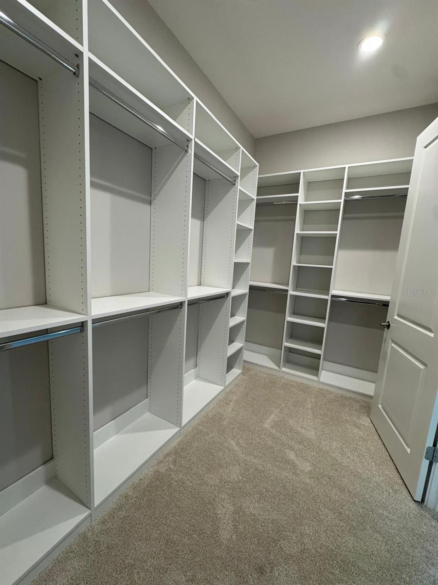 RIDGEHAVEN - Residential