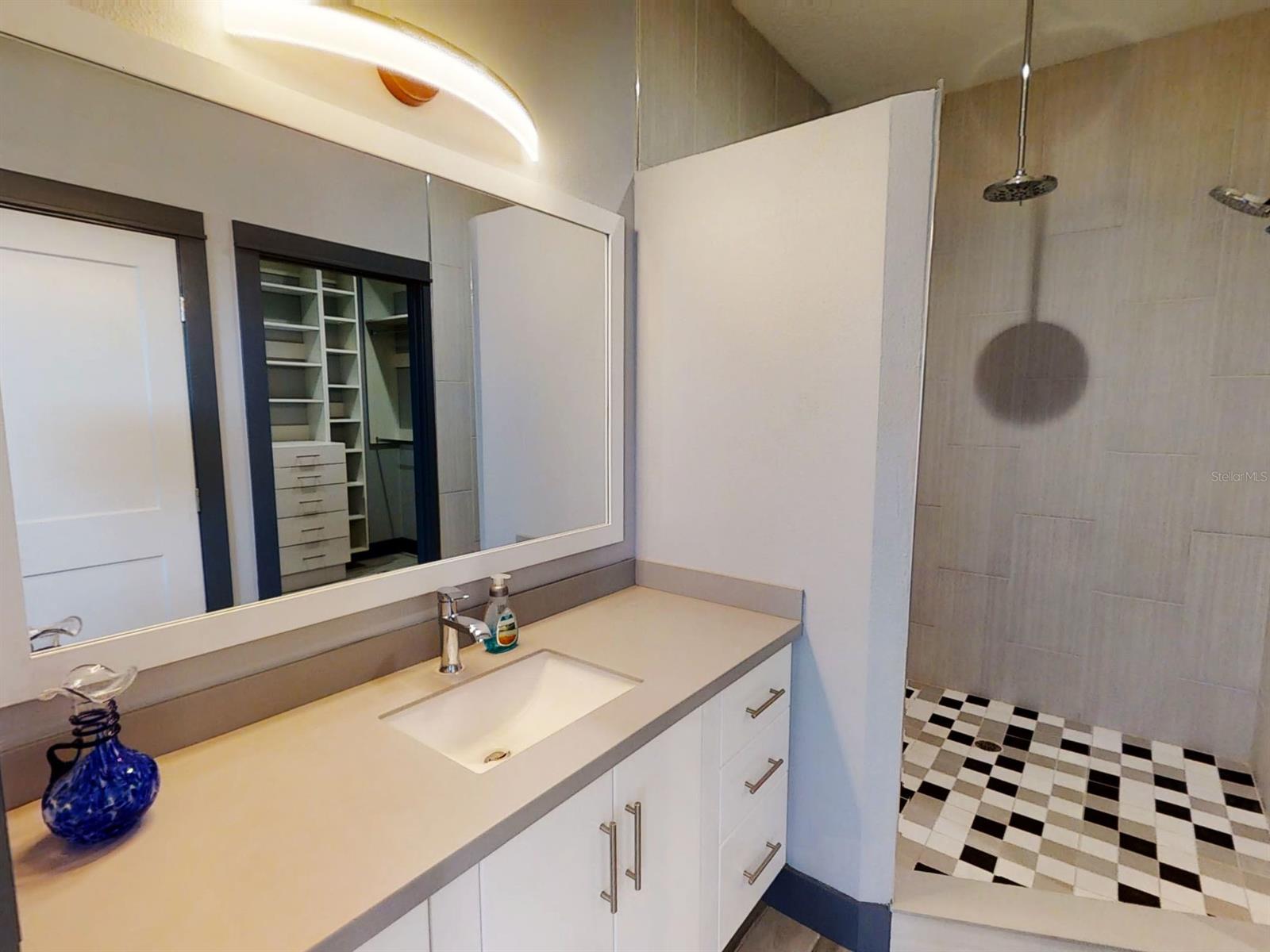 Detwilers Add 01 New Smyrna Bch - Residential Lease