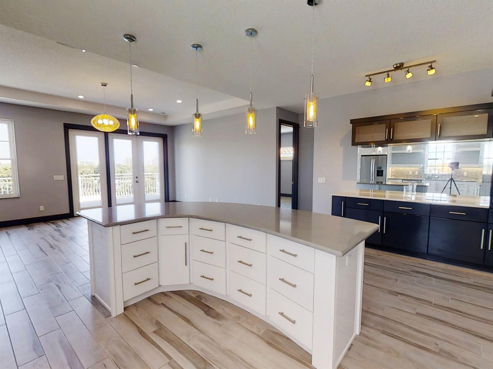 Detwilers Add 01 New Smyrna Bch - Residential Lease