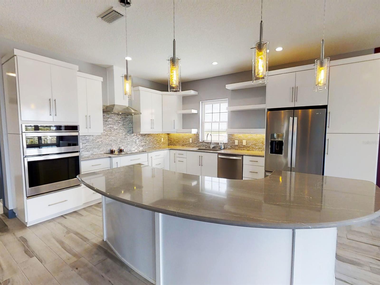 Detwilers Add 01 New Smyrna Bch - Residential Lease