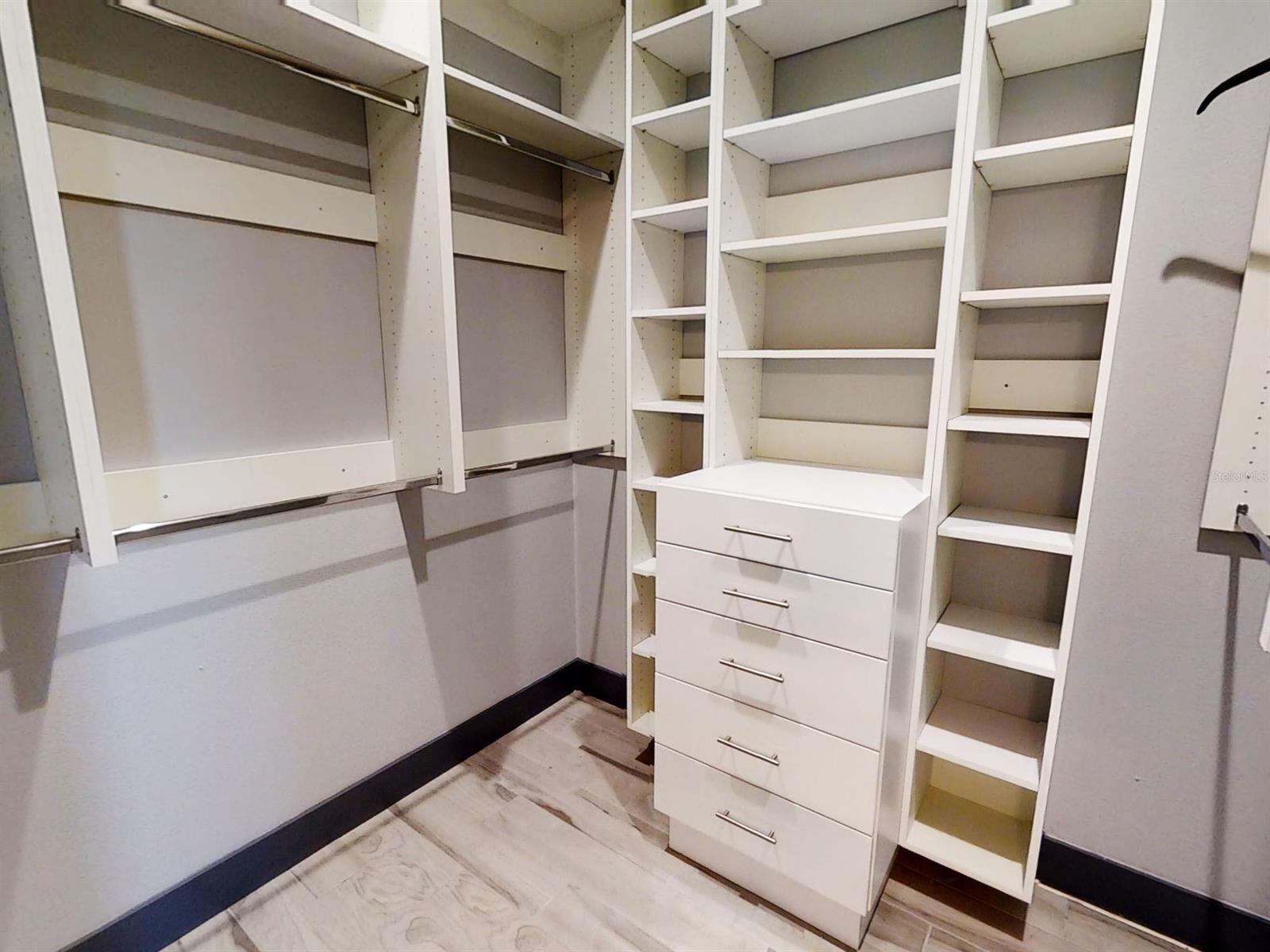 Detwilers Add 01 New Smyrna Bch - Residential Lease