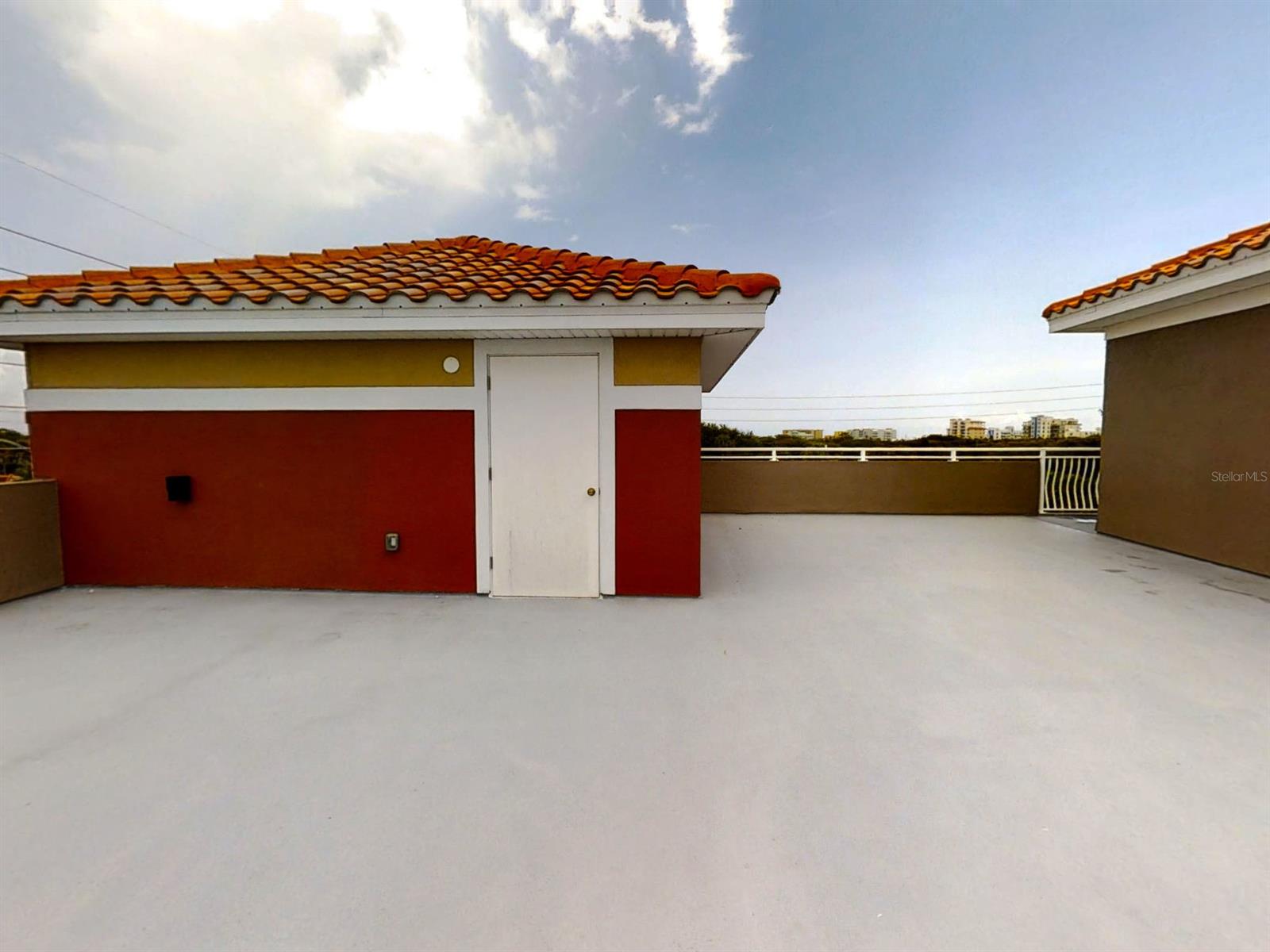 Detwilers Add 01 New Smyrna Bch - Residential Lease