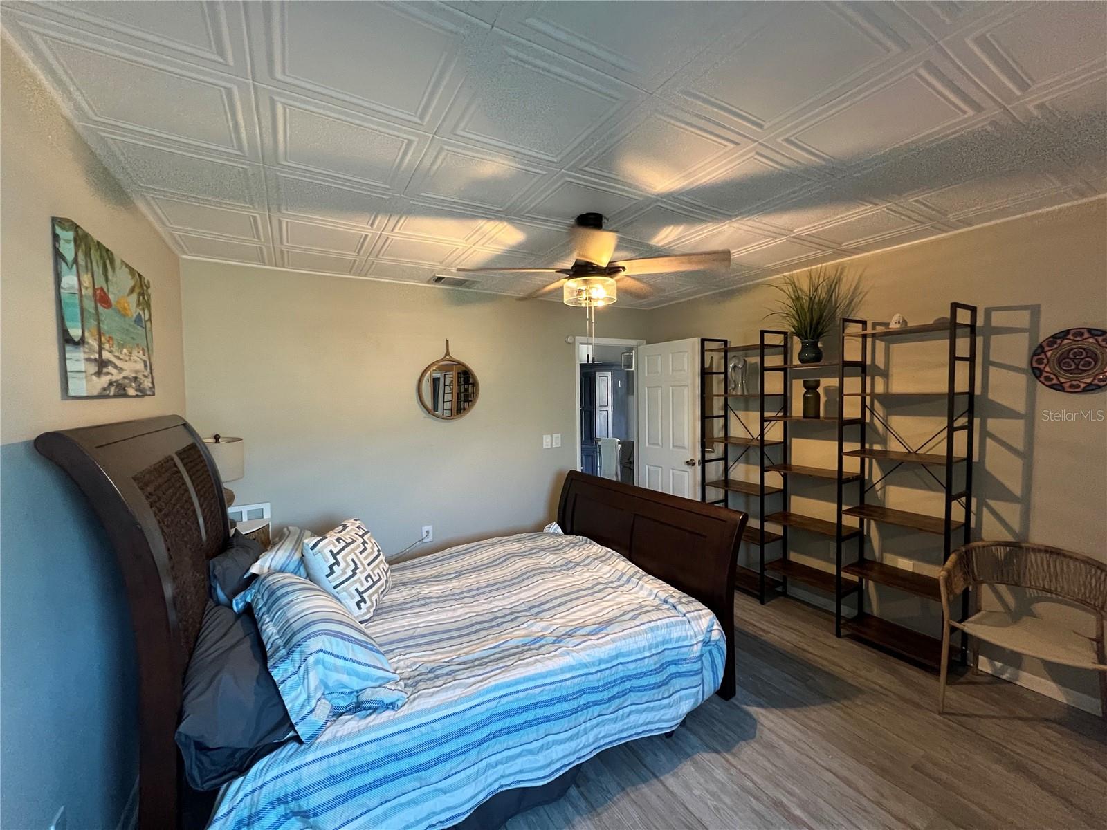 ISLAND CLUB OF TARPON - Residential Lease