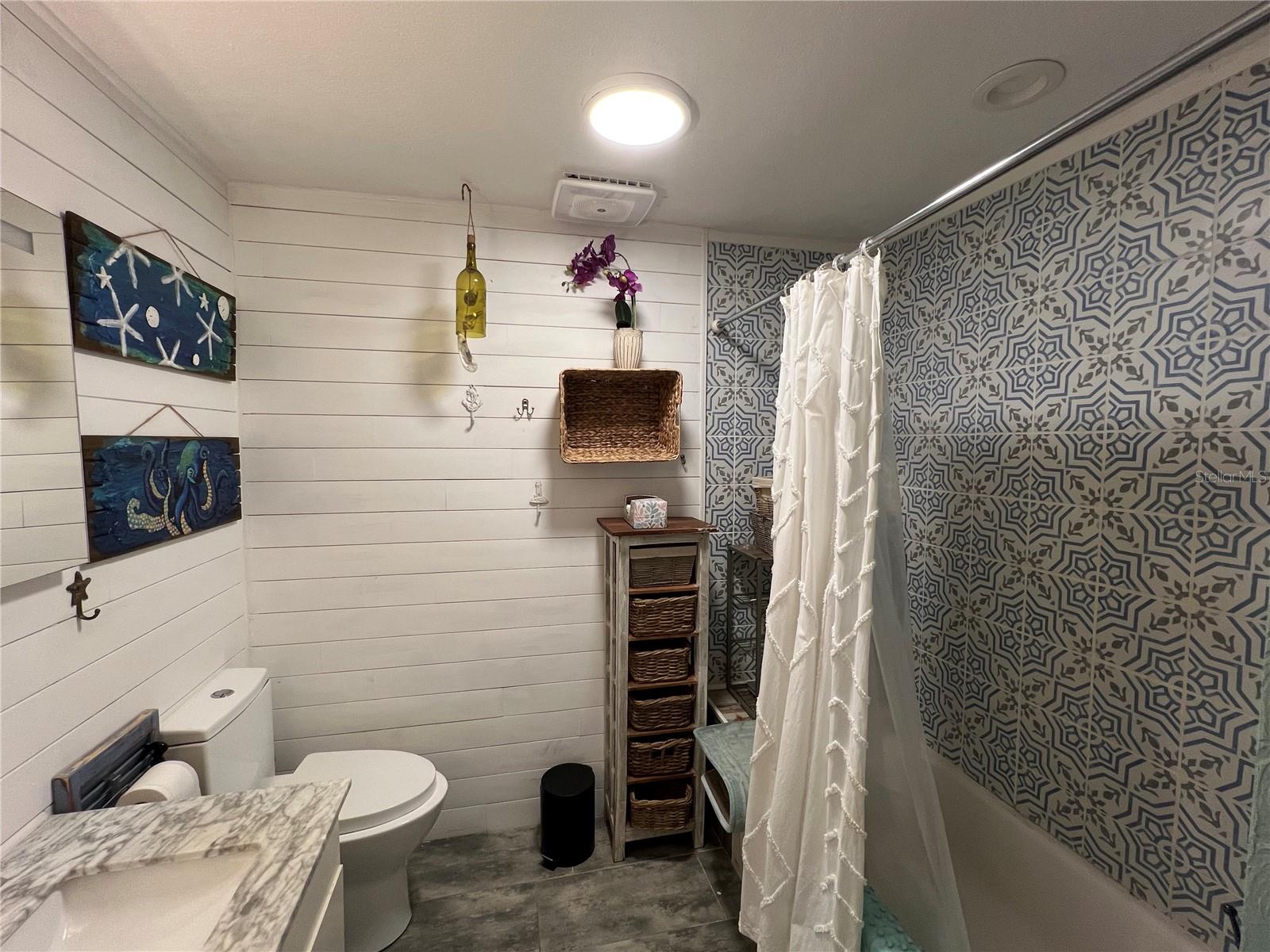 ISLAND CLUB OF TARPON - Residential Lease