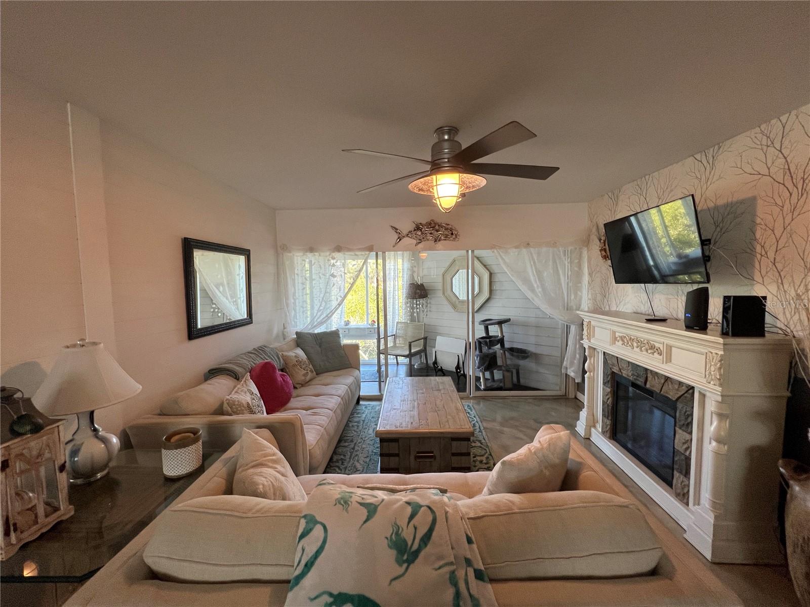 ISLAND CLUB OF TARPON - Residential Lease