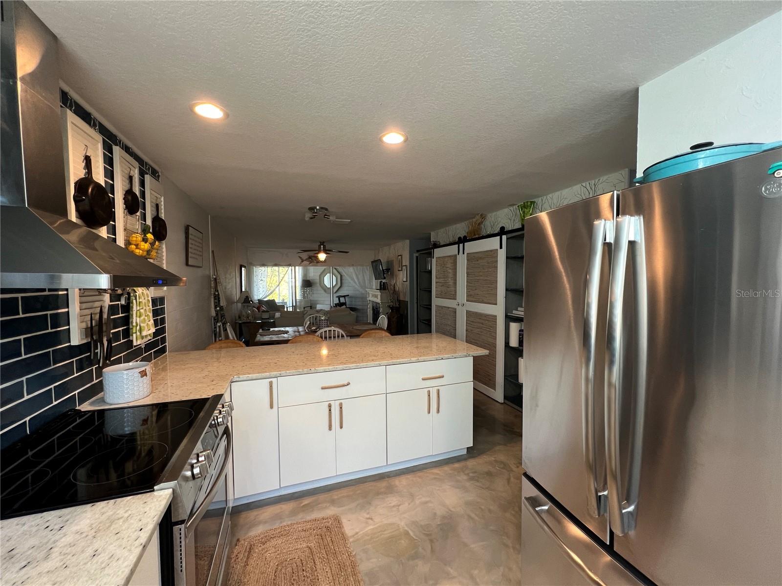 ISLAND CLUB OF TARPON - Residential Lease