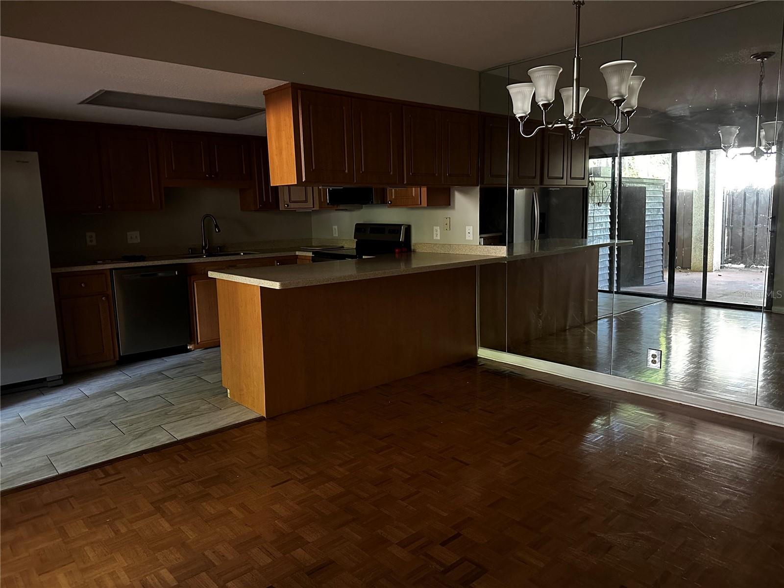 TOWNHOMES OF BIG TREE - Residential