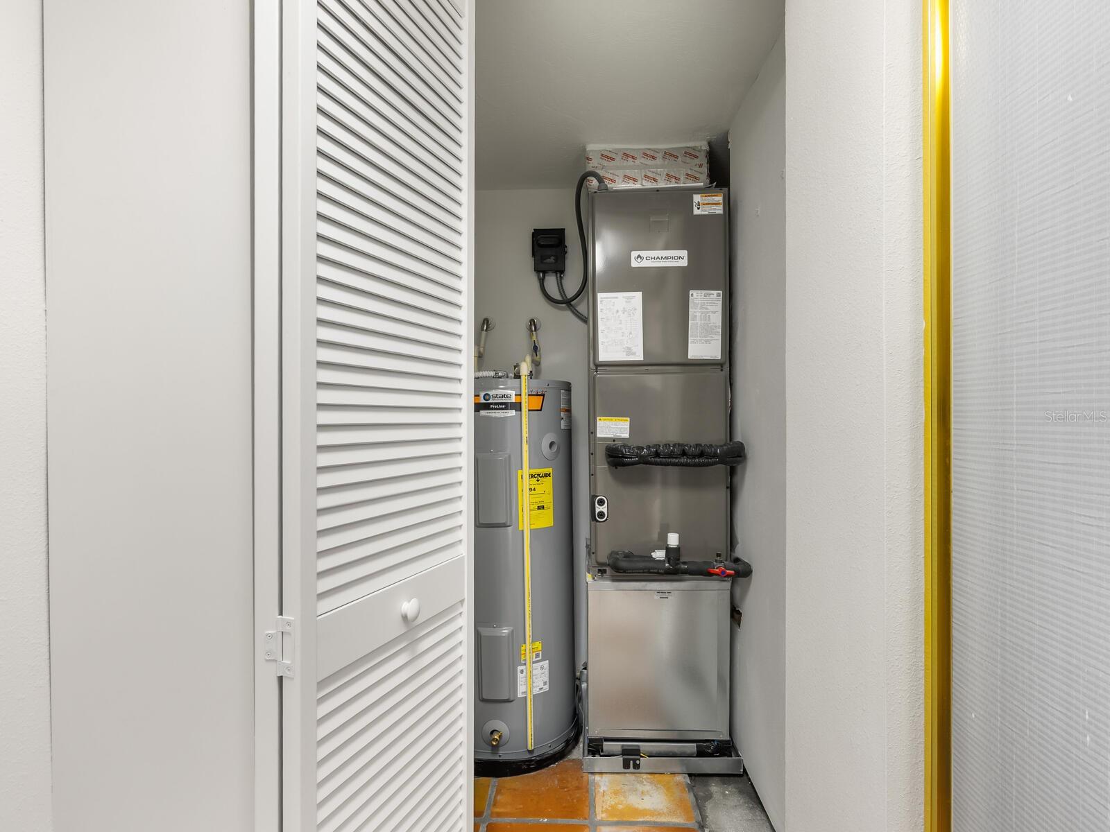 TWITCHELL RALPH S SIESTA KEY PROP - Residential