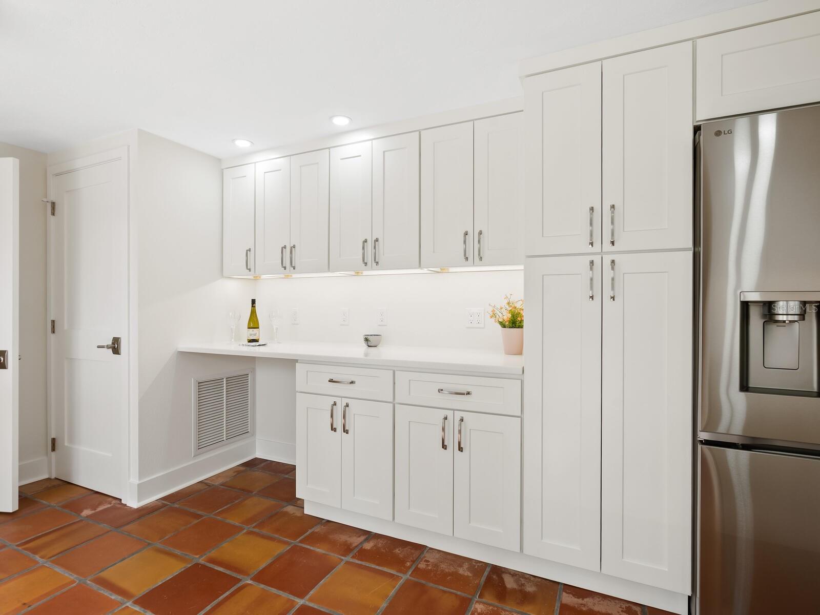 TWITCHELL RALPH S SIESTA KEY PROP - Residential