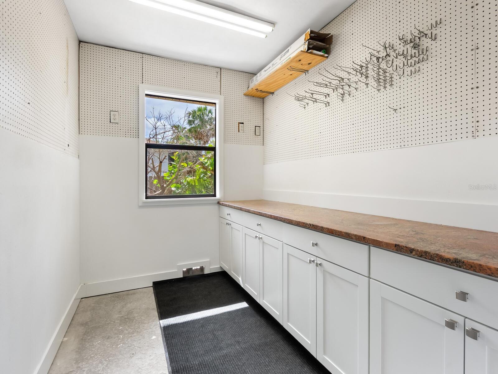 TWITCHELL RALPH S SIESTA KEY PROP - Residential